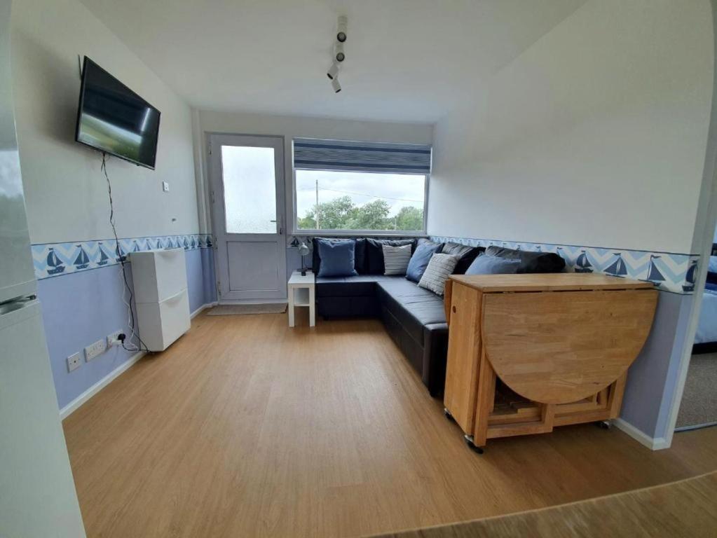 Chalet 57 Sandown Bay Holiday Centre Generous Money Off Ferry Crossings & Free Wifi, September And Halloween Deals Now On Eksteriør bilde